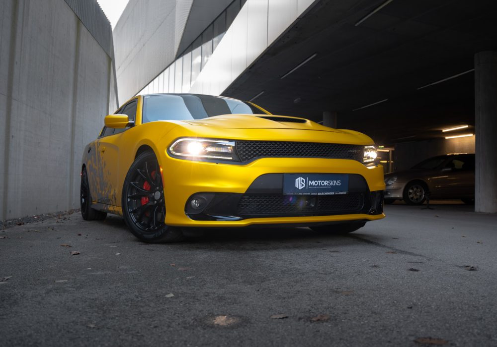 Dodge_Charger_SRT_12